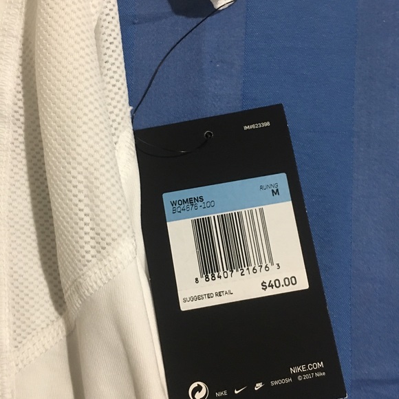 Nike Dri-Fit Top - Picture 3 of 7